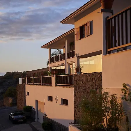 Superior G: Private Pool & Concierge Apartmán