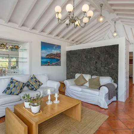 Superior G: Private Pool & Concierge Apartmán