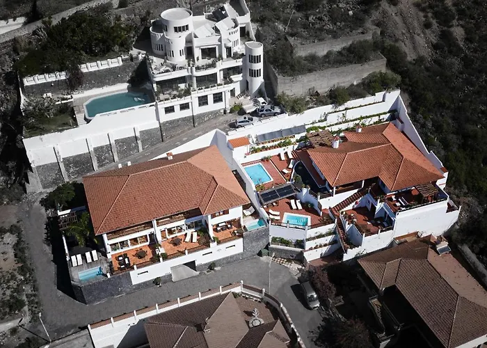 Superior G: Private Pool & Concierge