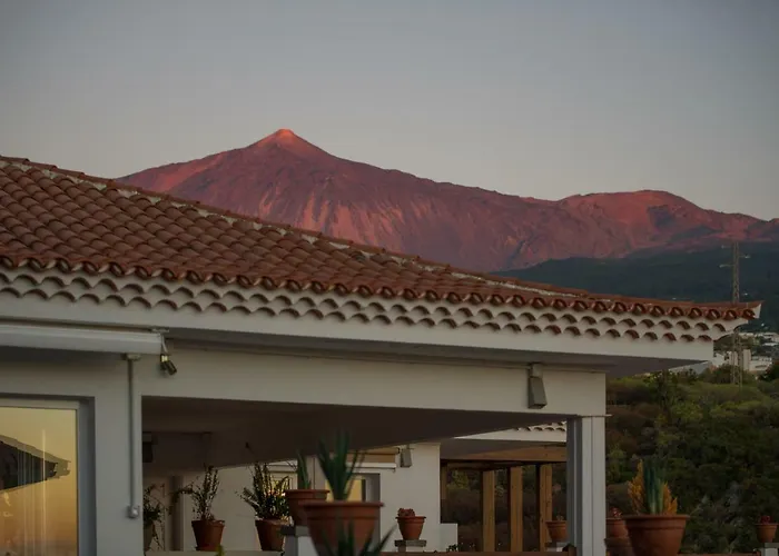 Superior G: Private Pool & Concierge 이코드레로스비노스