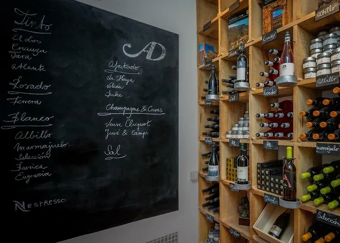 Superior G: Private Pool & Concierge 아파트 *